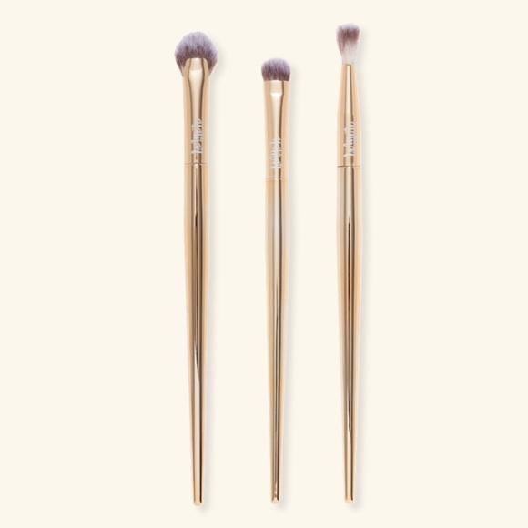 Estás Ready Kit - Alamar Cosmetics - Picture 4 of 8